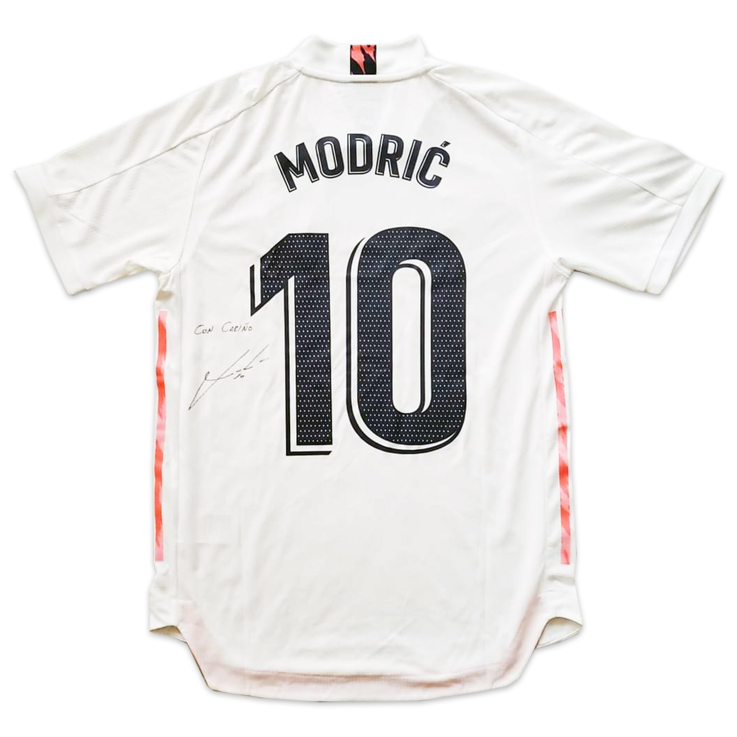 ルカ・モドリッチ直筆サイン入り選手支給レアルマドリード20/21ホームユニフォーム / Luka Modric signed Real Madrid  20/21 player issued home shirt